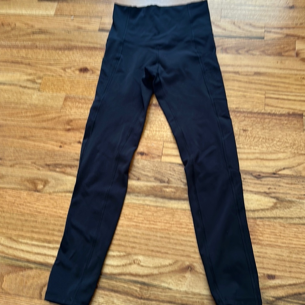 black target sport leggings